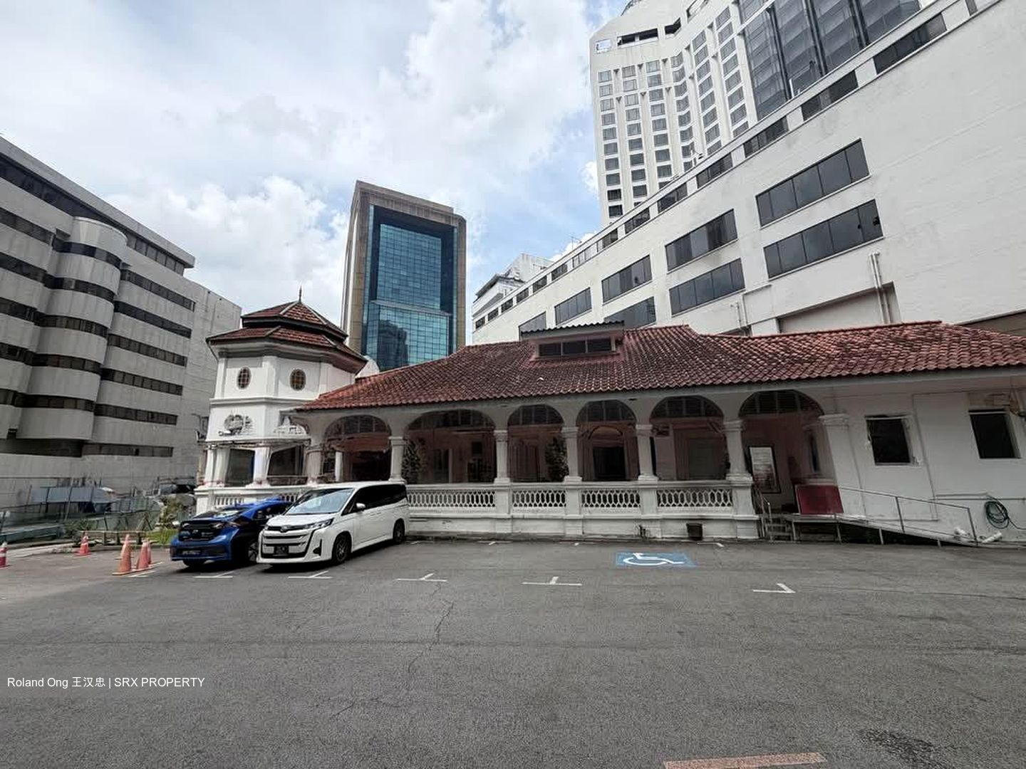 Cuscaden Road (D10), Office #569596341